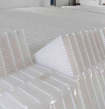 б�����ϣ��r����S�҈D