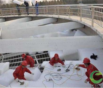 �����б�����ϳ�ɰ�ؿ����T���b�����͉APP